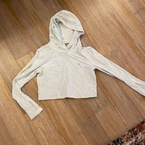 Light Grey Cropped Workout Pullover